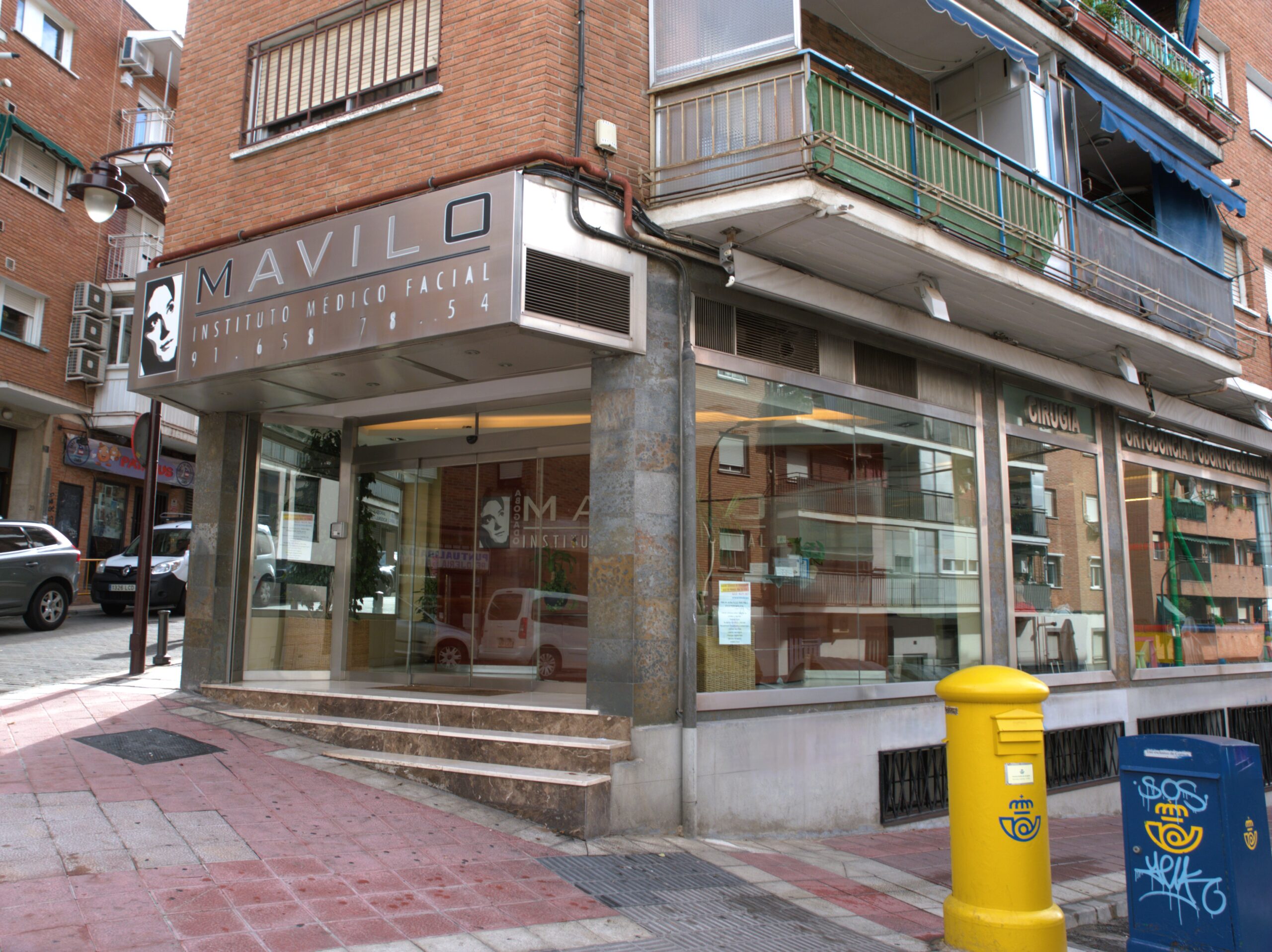 dentista san sebastian de los reyes implantes mavilo fachada